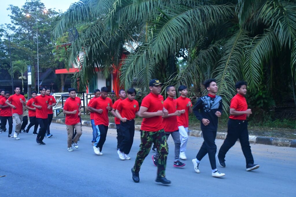 KOKAM Kukar Gelar DIKLATSAR Lahirkan Kader Tangguh dan Cinta Tanah Air 4 diklat 08