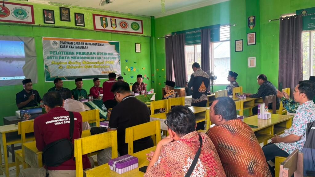 Dorong Tata Kelola Berbasis Digital, PDM Kukar Latih PRM Gunakan Aplikasi SatuMu 1 wa2